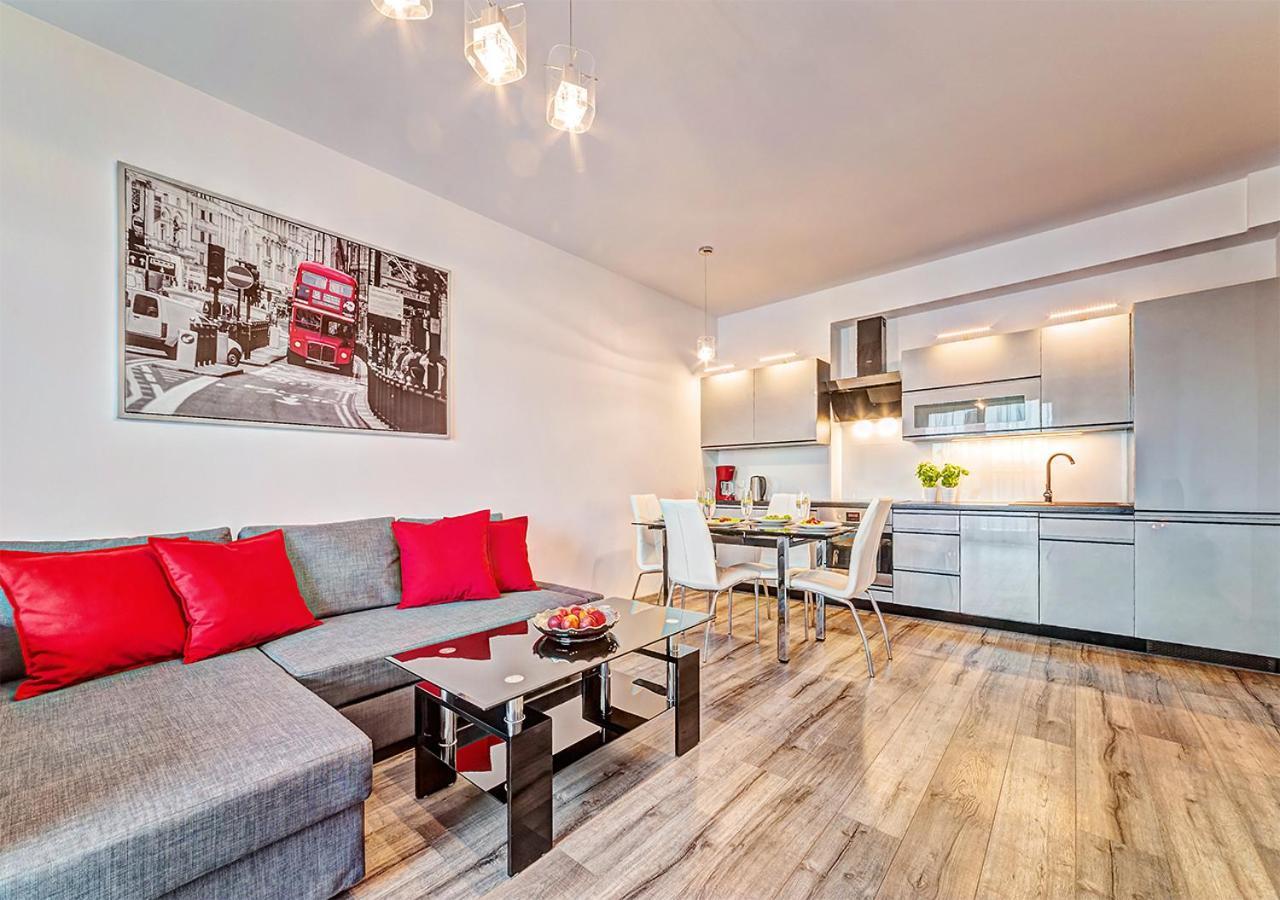 Apartamenty Homely Place Serce Poznania - Stary Rynek - Parking Экстерьер фото